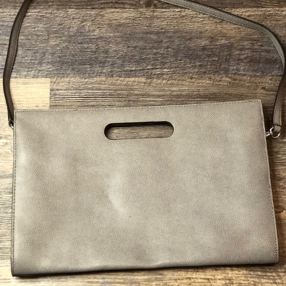 Michael Kors Large Grey Clutch with Short Shoulder Strap magnetic closure EUC - Picture 3 of 9